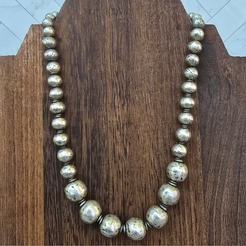 Retired Silpada N1393 Atomic Sterling Silver Graduated Hammered Bead Necklace